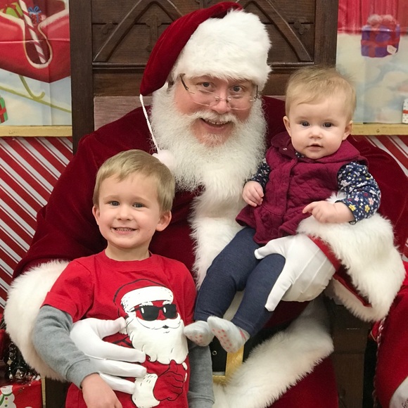 Meet your Posher, Emily - Picture 1 of 1